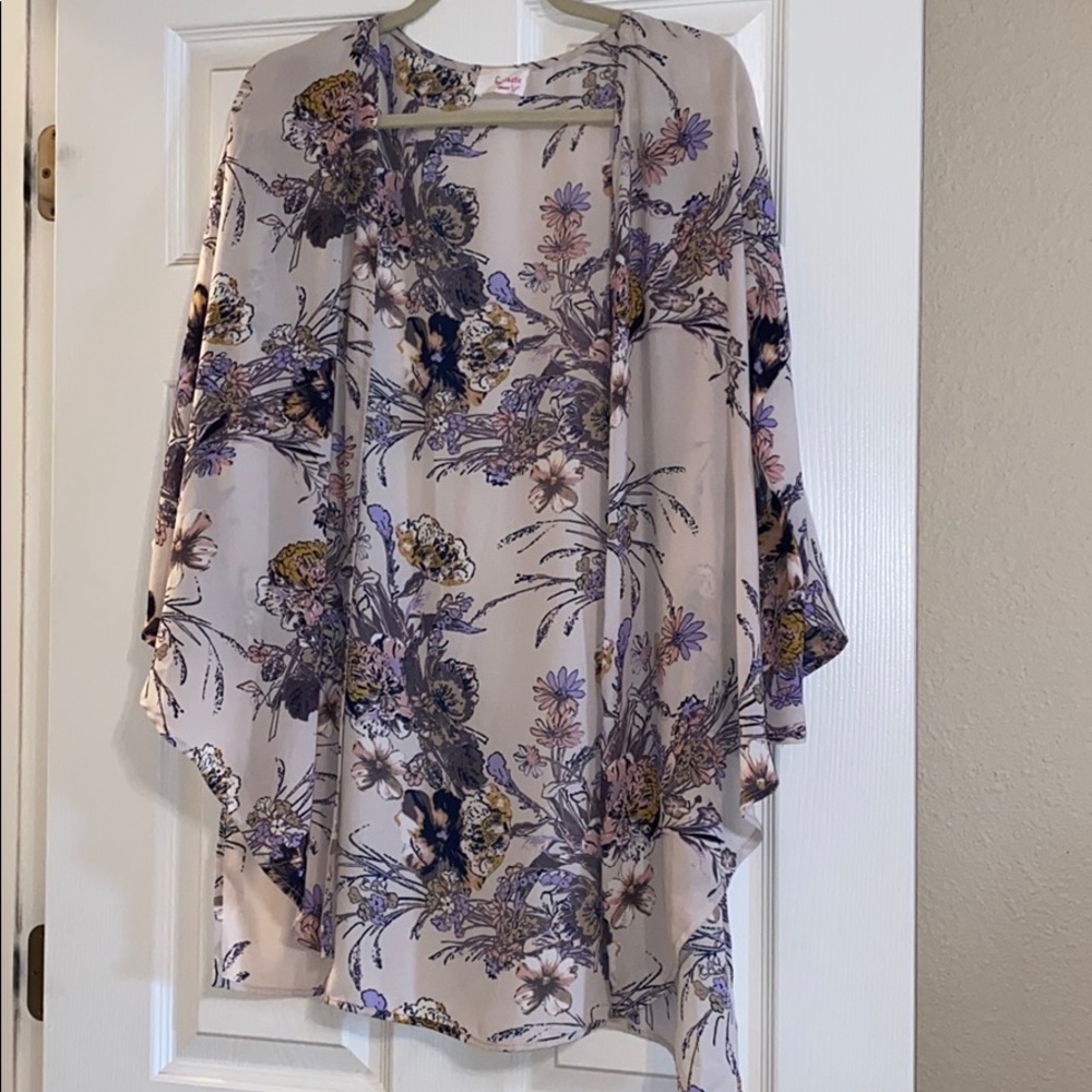 Kimono - Picture 2 of 4